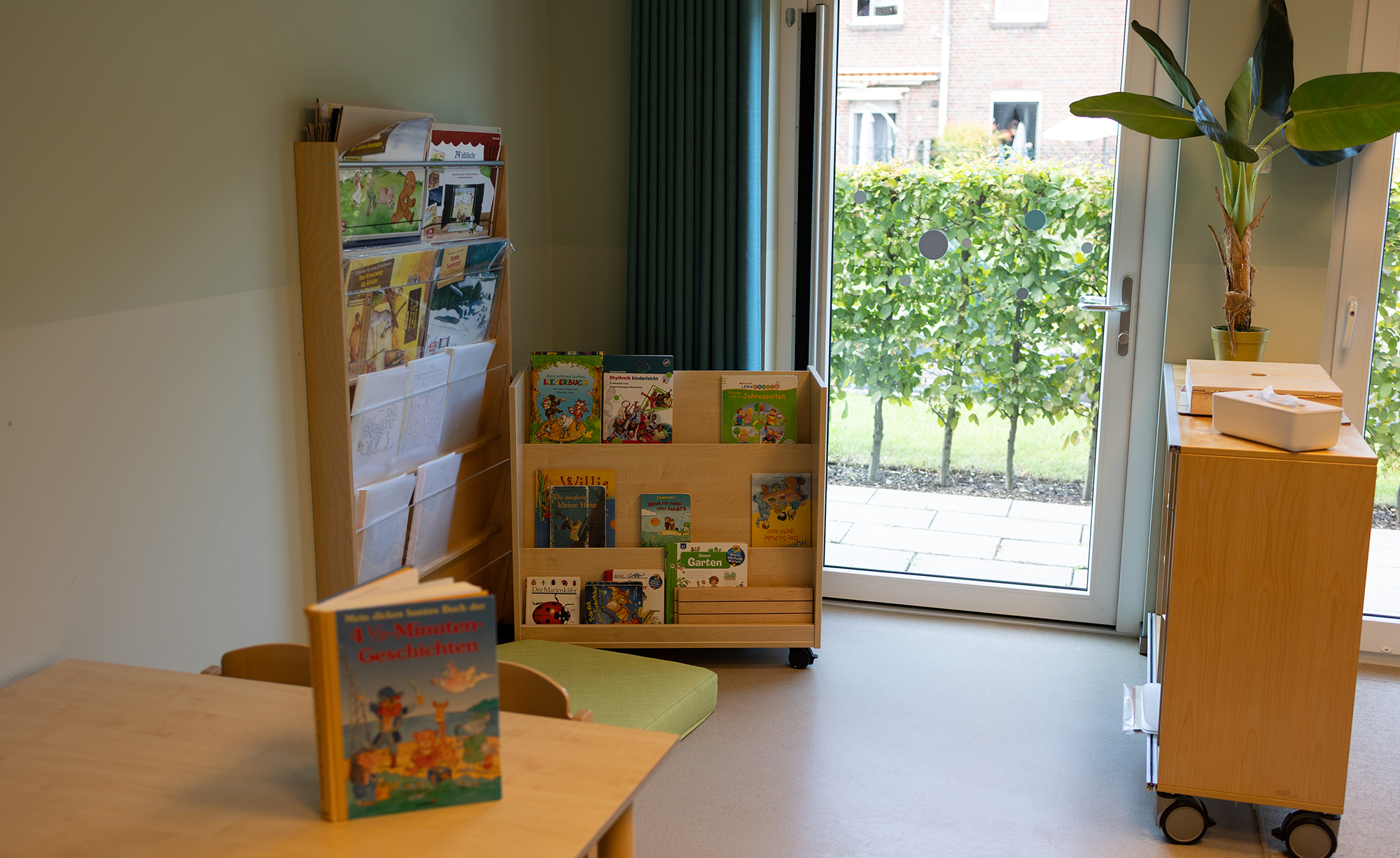 bibliothek kita himmelsschirm suechteln